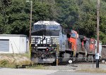 NS 4011 leads train 351 out of Glenwood Yard